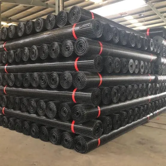 Biaxially stretched plastic geogrid sheet