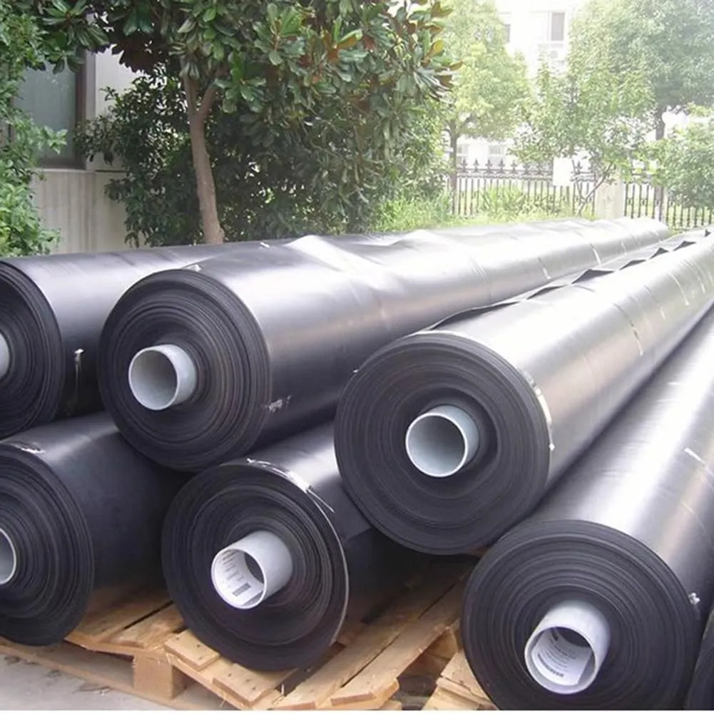 Smooth geomembrane material detail
